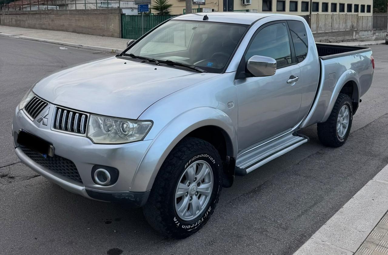 Mitsubishi L200 2.5 DI-D/136CV Double Cab Intense