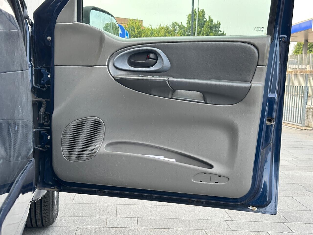 Chevrolet Trailblazer 4.2 L6 LTZ