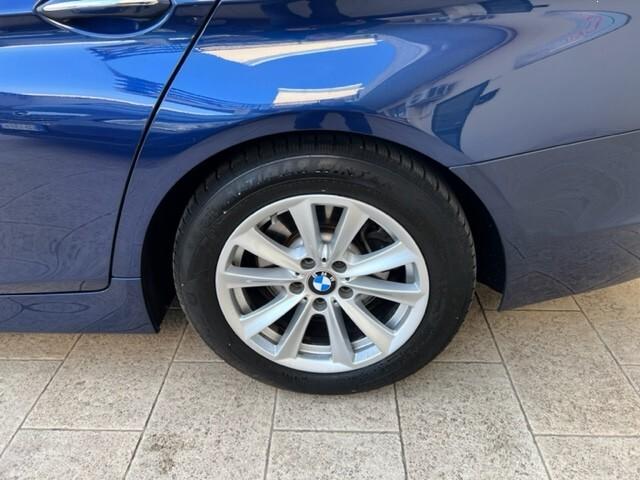 BMW Serie 5 525d xDrive Touring del 2015, con 218 cavalli