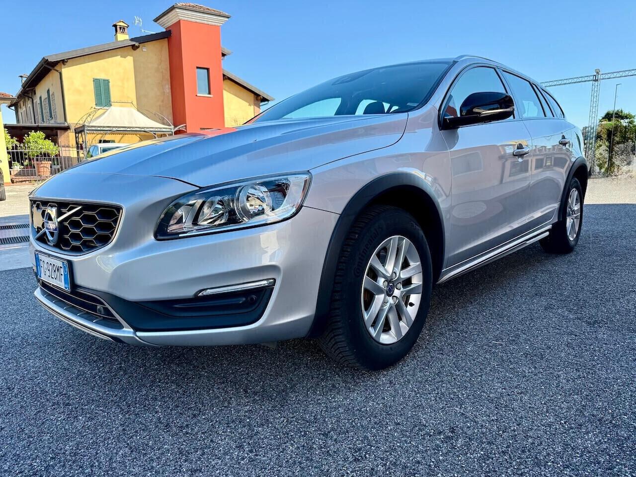 Volvo V60 Cross Country D4 Geartronic Business