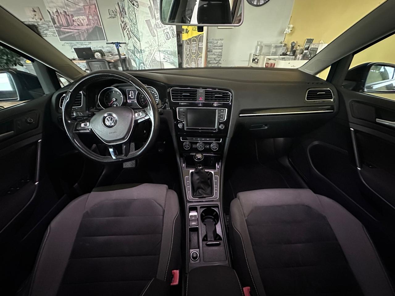 Volkswagen Golf 1.4benz. 125 CV 5p. Highline