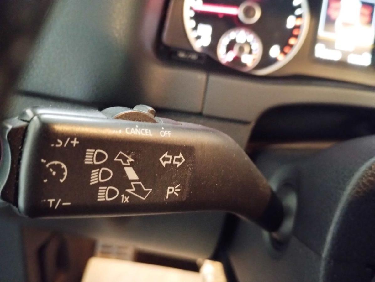 VOLKSWAGEN Tiguan 2.0 TDI 140 CV 4motion DSG Sport & Style - GANCIO TRAINO