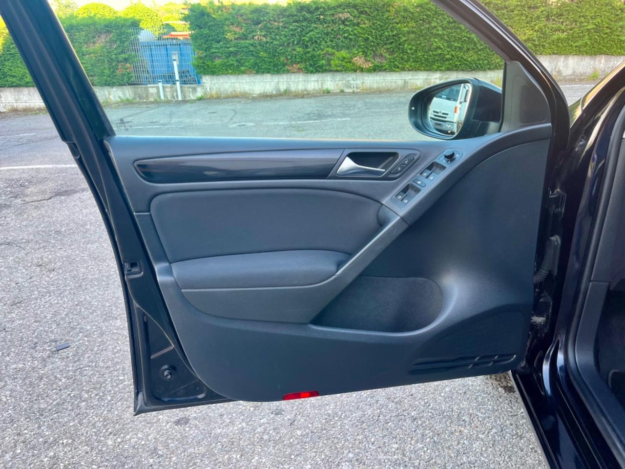 Vw Golf 1.2benzina 2011 98.000km perfetta per neopatentati