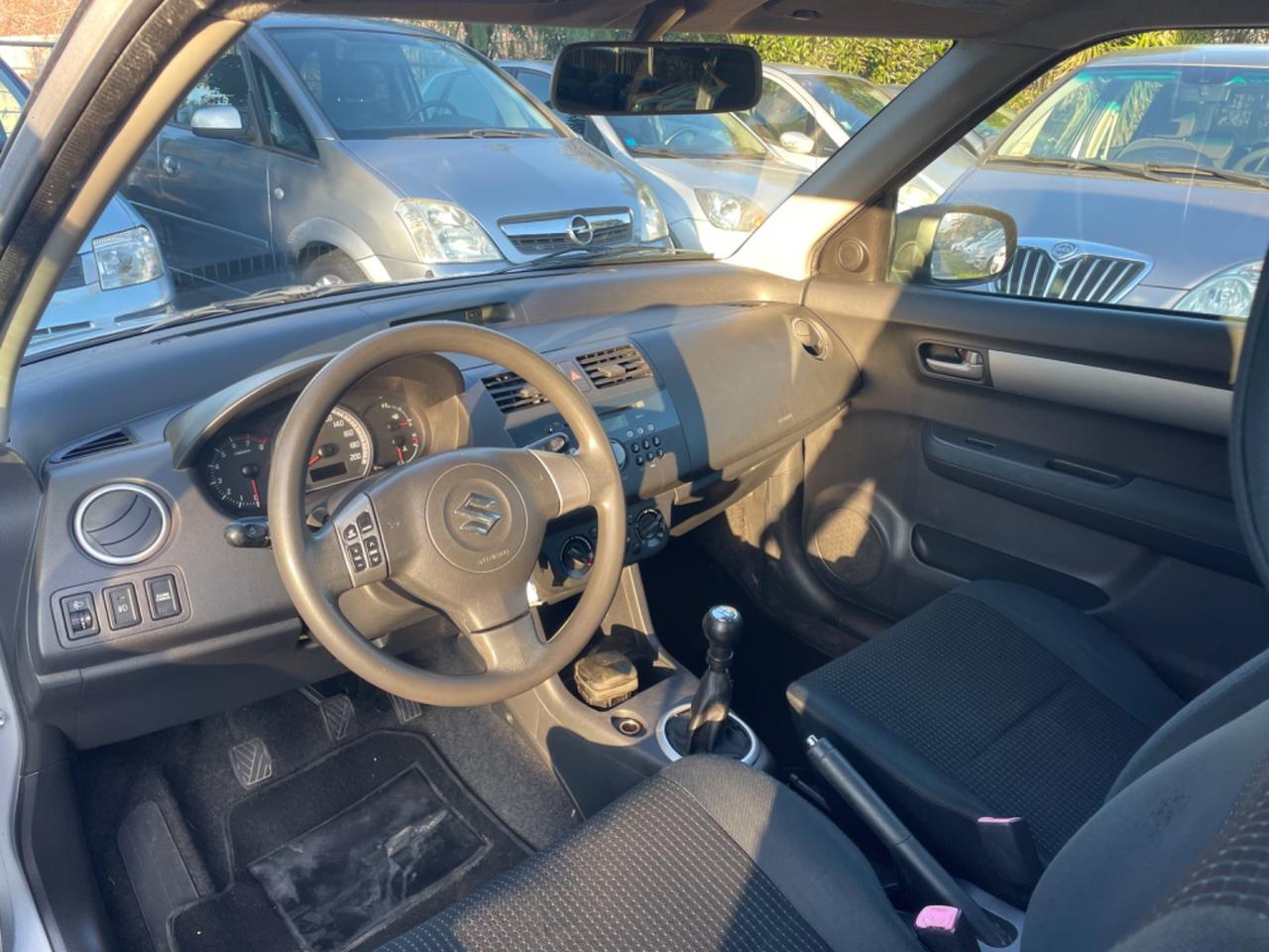 Suzuki Swift 1.3 3p. GL km 132.000