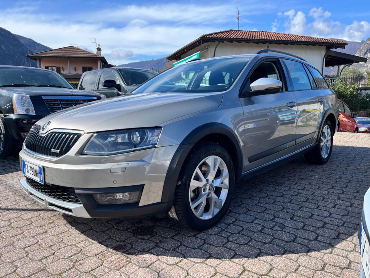 Skoda Octavia 2.0 TDI CR 180 CV 4x4 DSG Wagon Scout