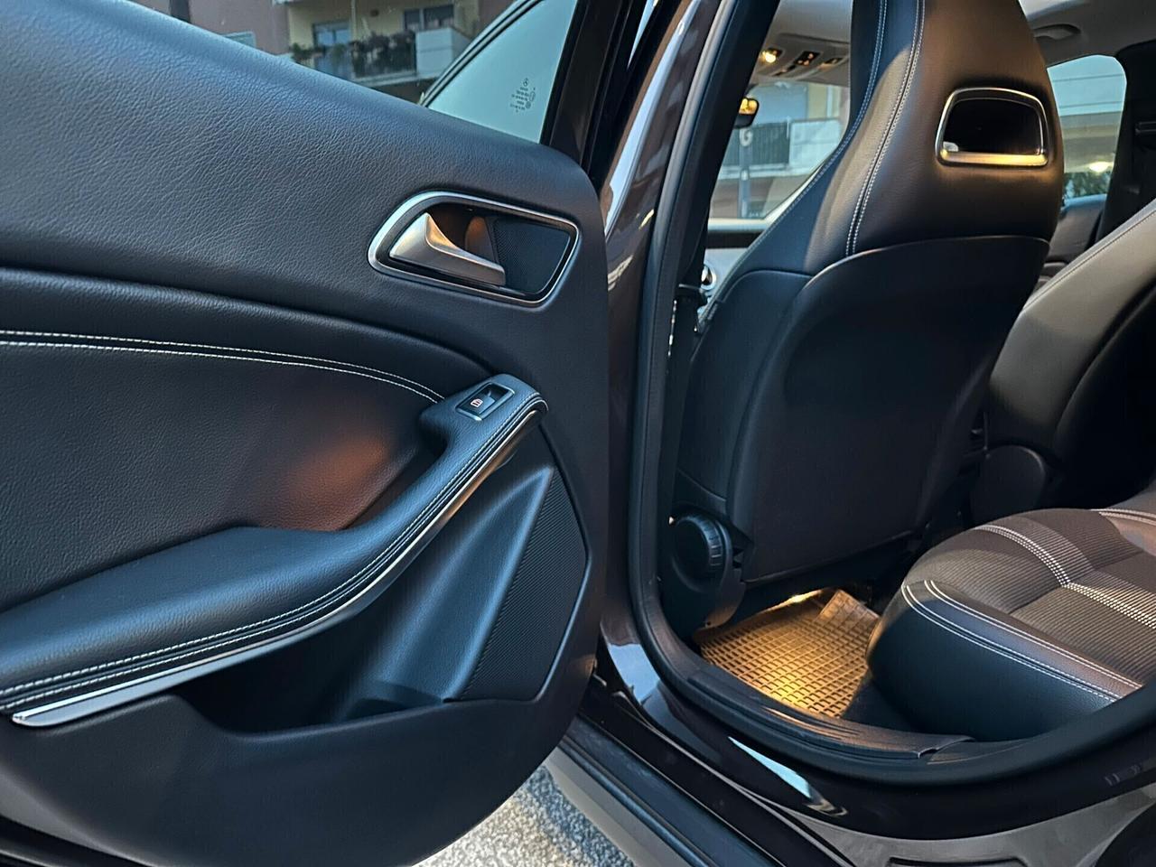 Mercedes-benz GLA 200 d Automatic Premium