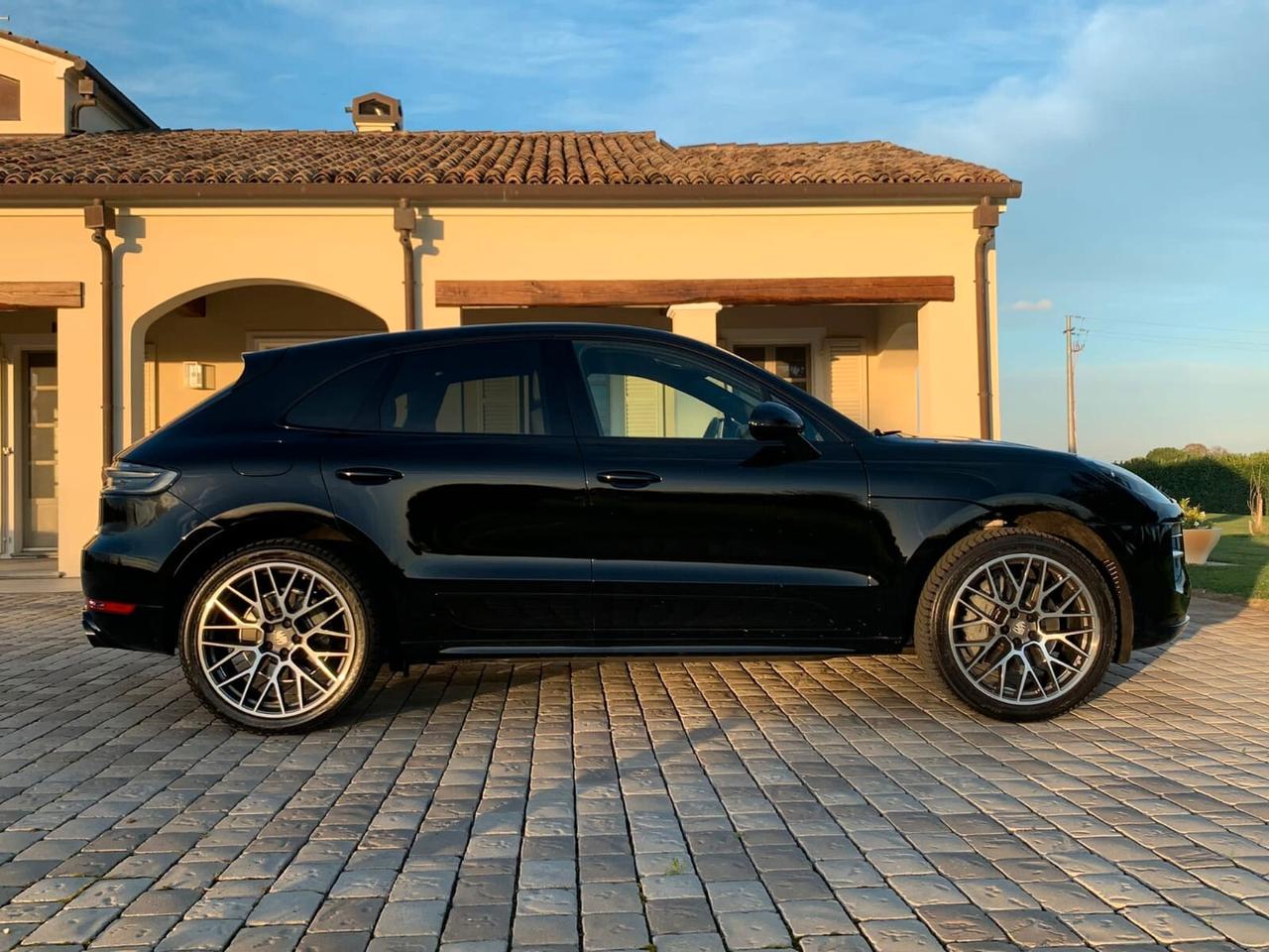 Porsche Macan 3.0 S FULL OPT rate da 129,00