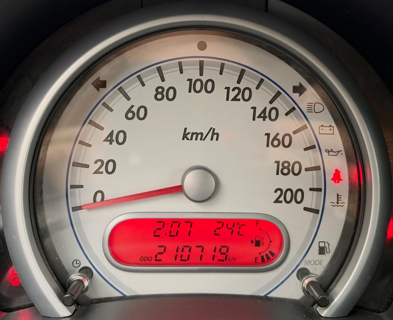 Suzuki Splash 1.0 Benzina 65 Cv