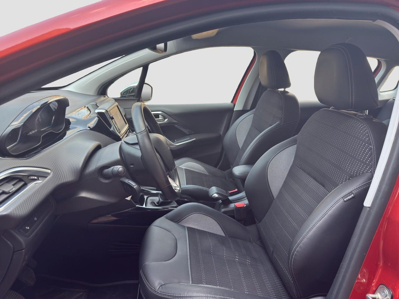 Peugeot 2008 PureTech Turbo 110 S&S Allure