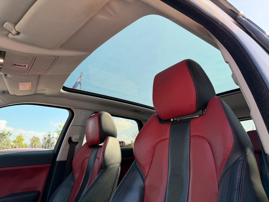 Land Rover Range Evoque 2.2 TD4 5p. Dynamic