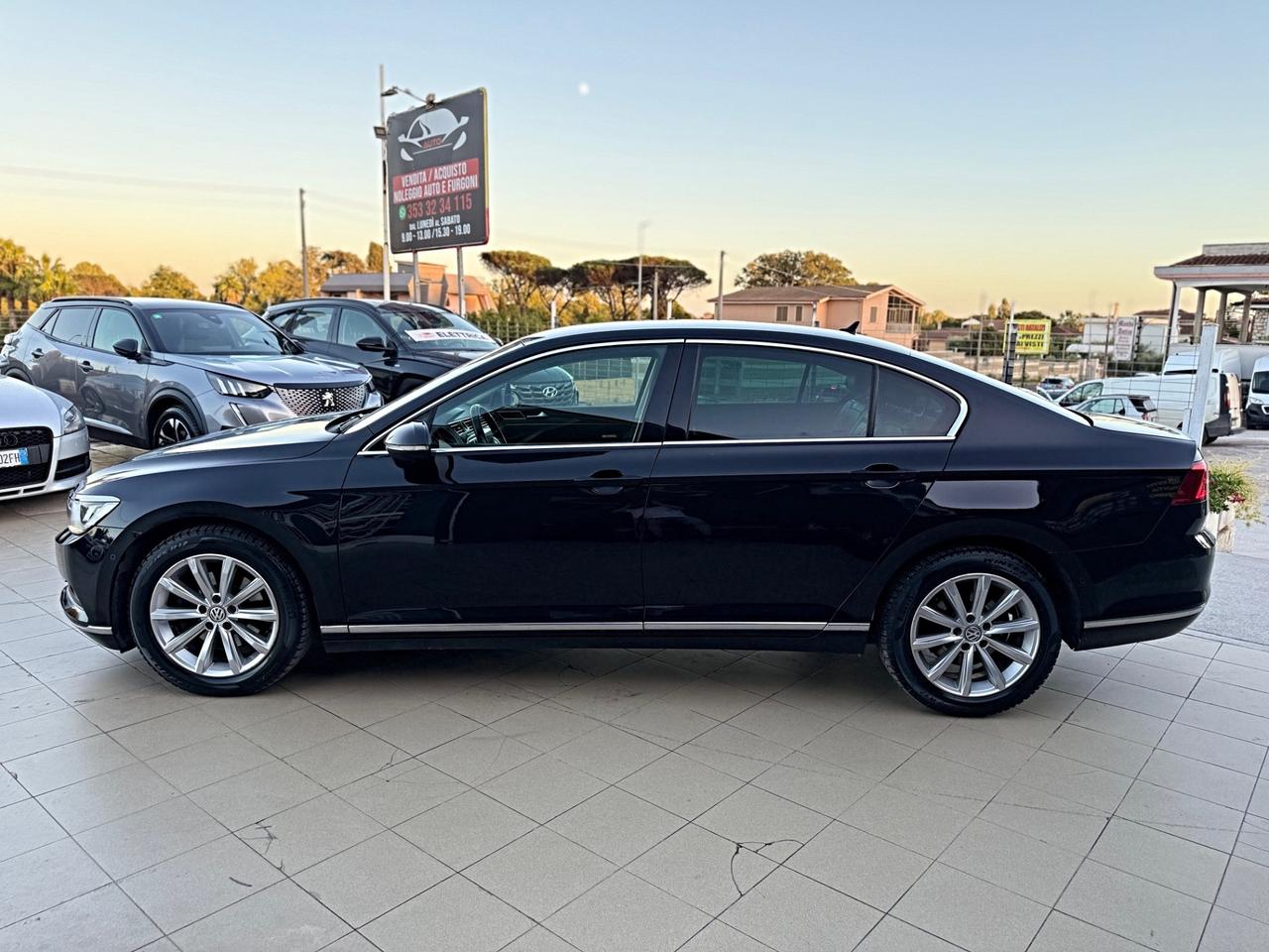 Volkswagen Passat 1.6 TDI SCR DSG Business BMT Garanzia 12 Mesi