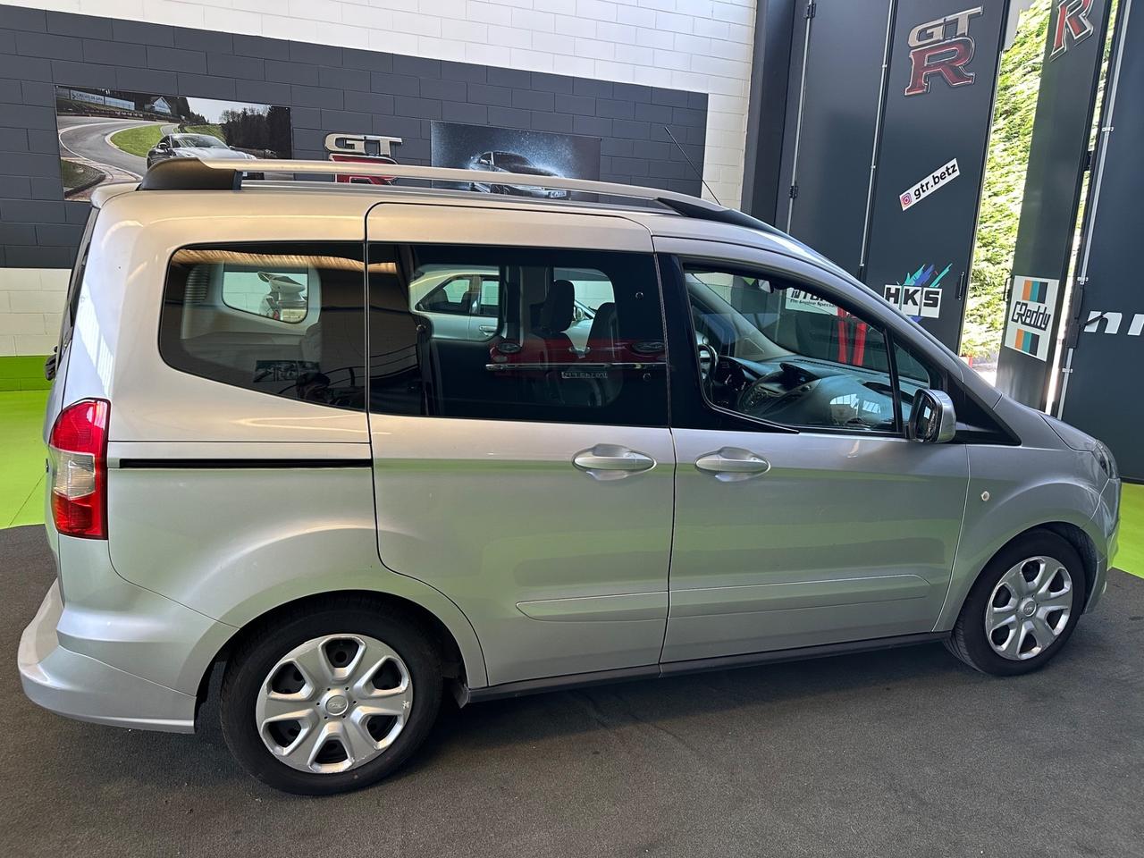 Ford Tourneo Courier 1.0 EcoBoost 100 CV Plus