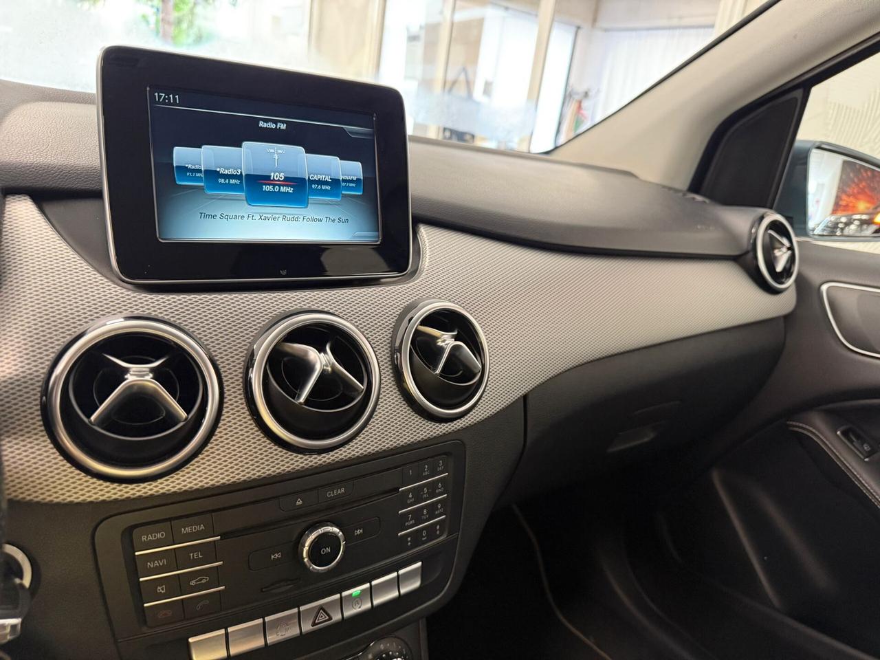 Mercedes-benz B 200 CDI 4Matic Automatic Premium