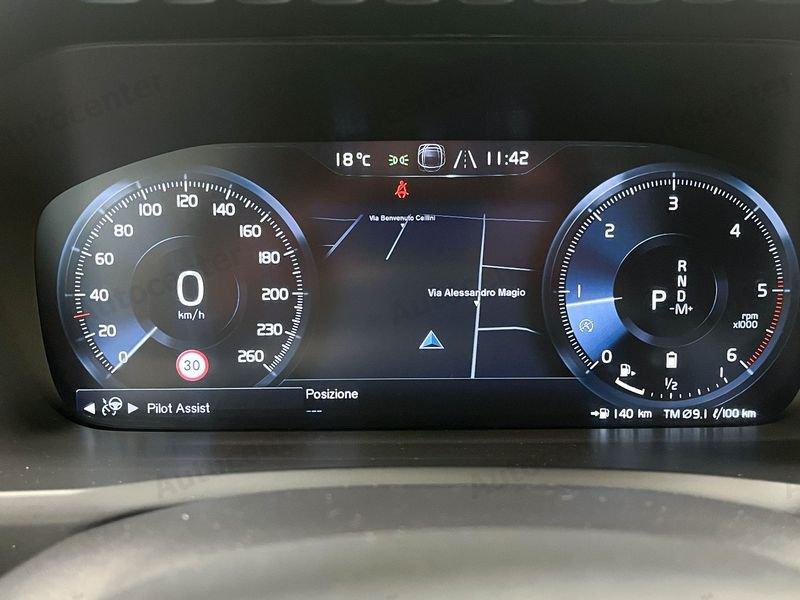 Volvo XC90 XC90 B5 (d) 235CV AWD GEARTRONIC 7 POSTI R DESIGN **FULL FULL FULL**