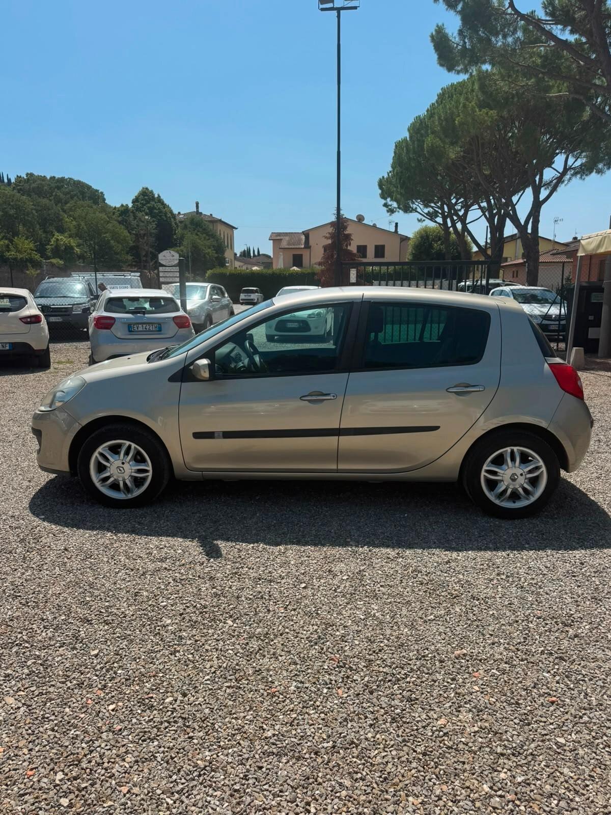 Renault Clio Storia 1.2 5 porte Dynamique