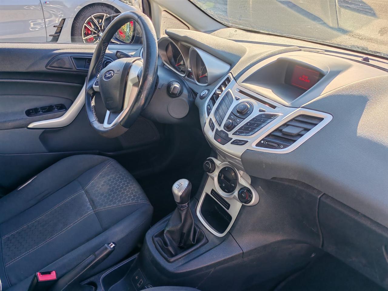 Ford Fiesta 1.2 82 CV 5 porte Titanium