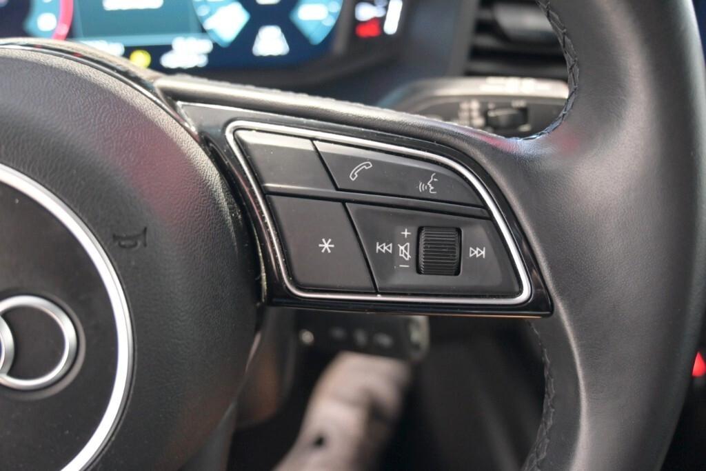 AUDI A1 SPB 25 TFSI ATTRACTION