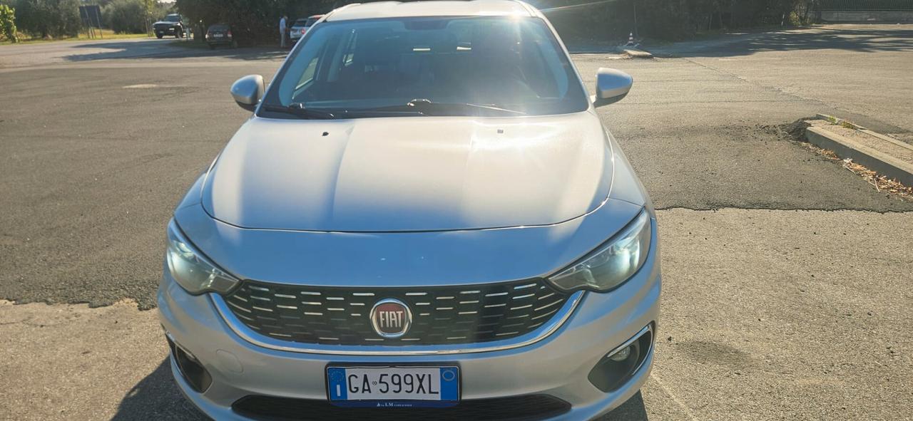 Fiat Tipo 1.6 Mjt S&S SW Mirror
