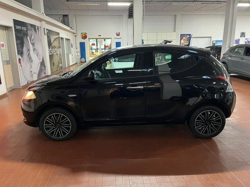 Lancia Ypsilon Ypsilon 1.0 FireFly 5 porte S&S Hybrid Silver Plus