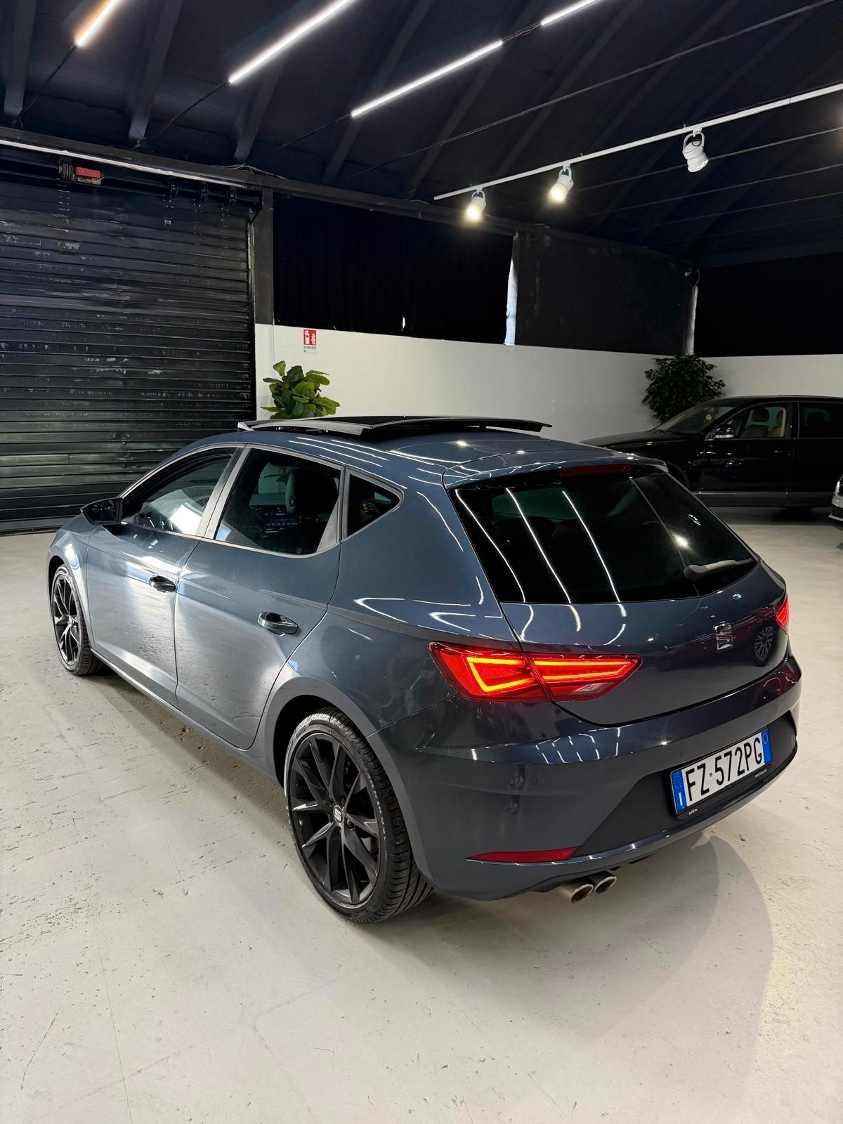 Seat Leon 2.0 TDI 150 CV DSG 5p. Black Edition