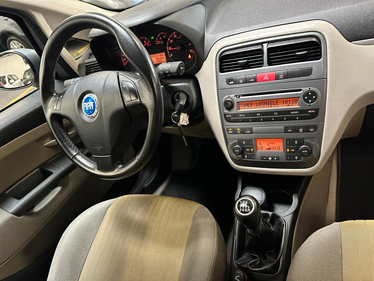 Fiat Grande Punto Grande Punto 1.4 Starjet 16V 5 porte Dynamic