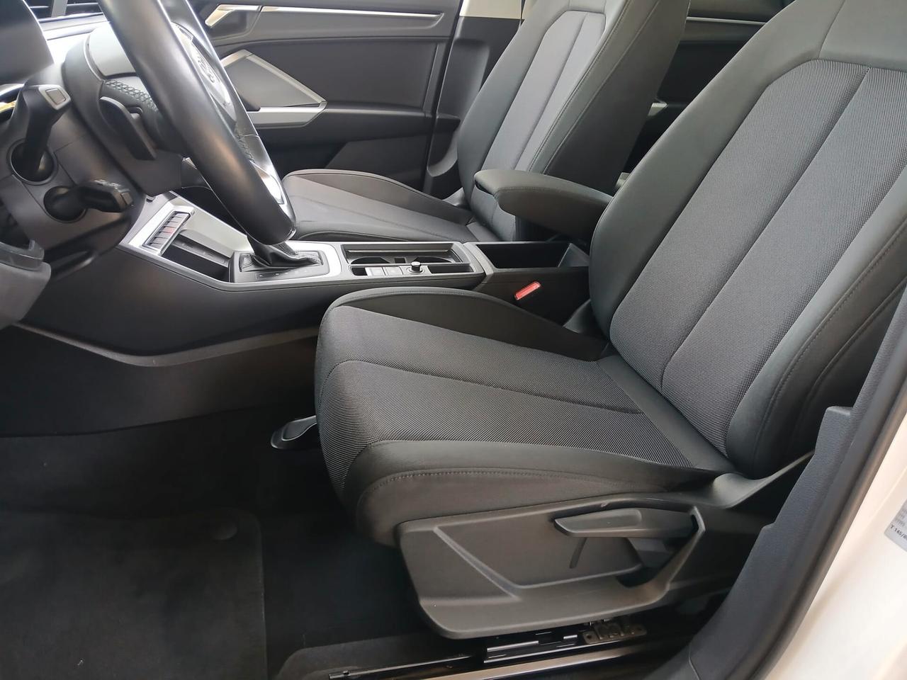 Audi Q3 35 TDI S tronic