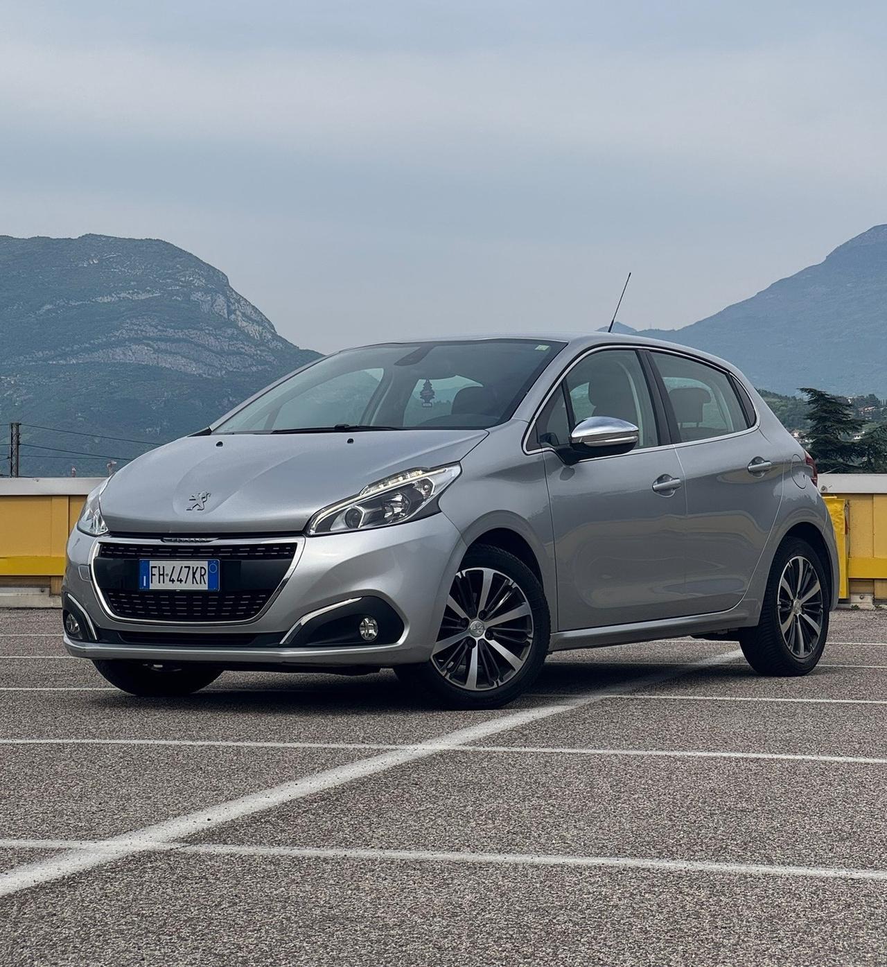 Peugeot 208 BlueHDi 5p Allure Neopatentati 2017