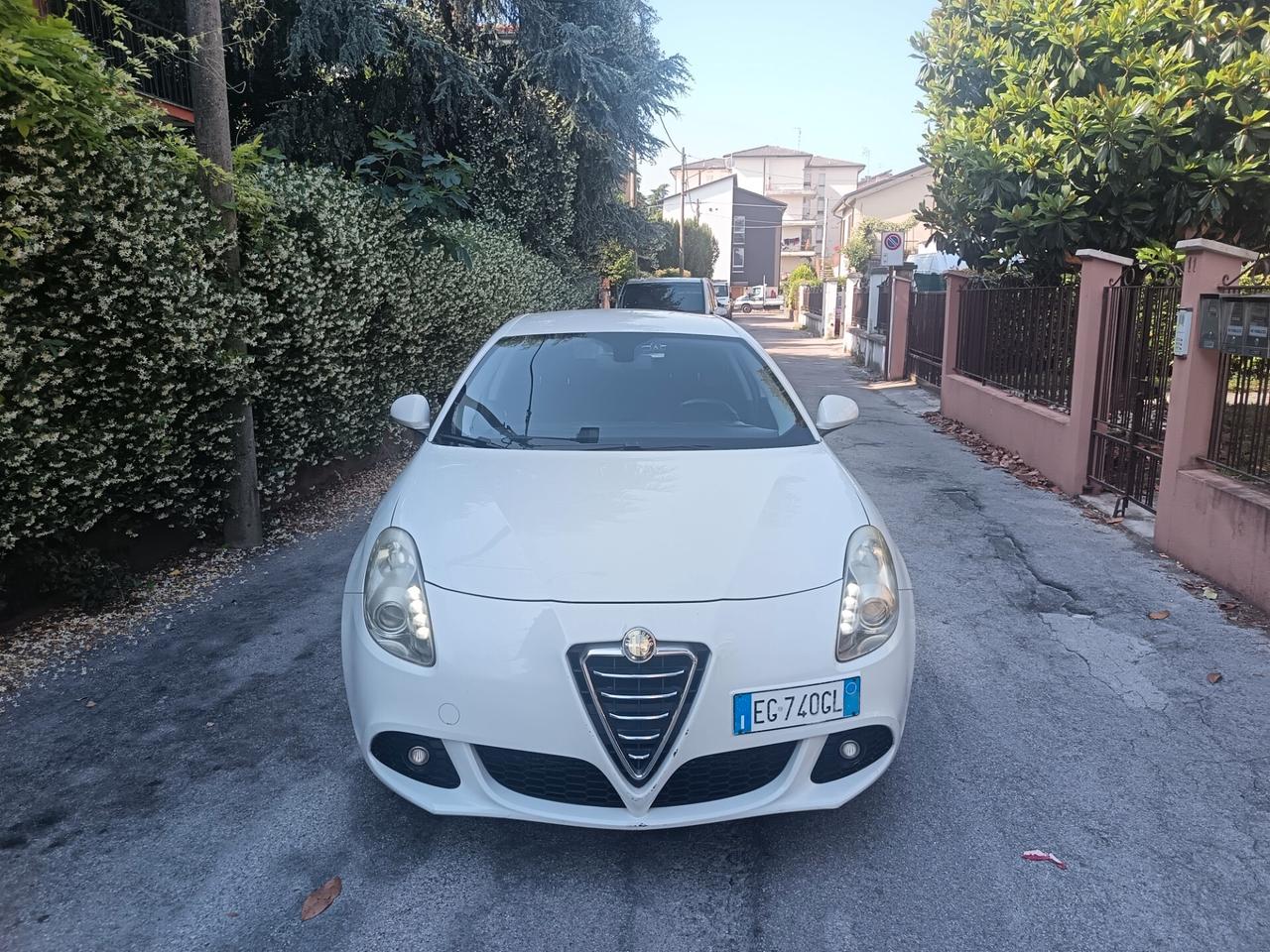 Alfa Romeo Giulietta 1.6 JTDm 2011 ok neo patente