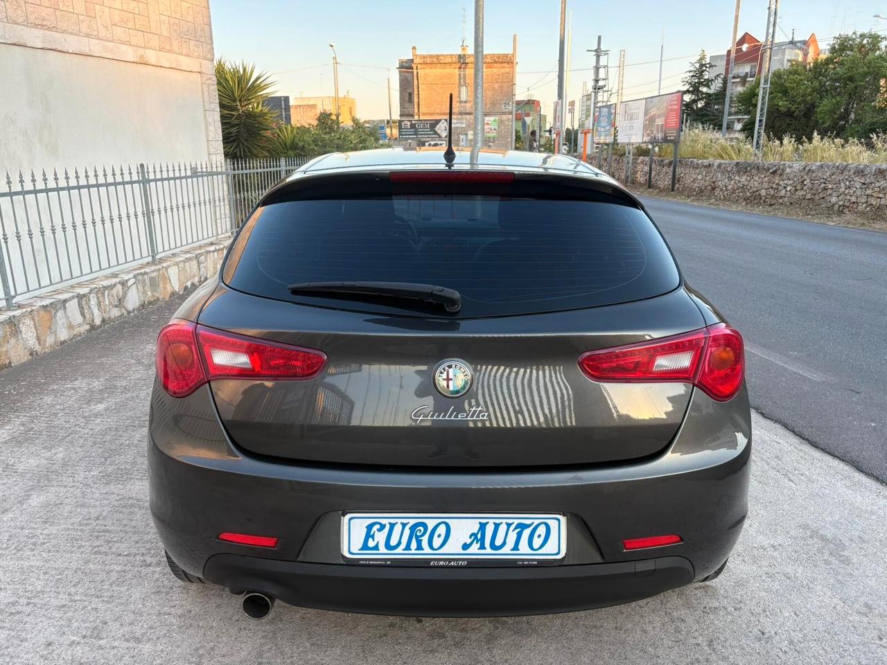 Alfa Romeo Giulietta 1.6 JTDm-2 105 CV Distinctive