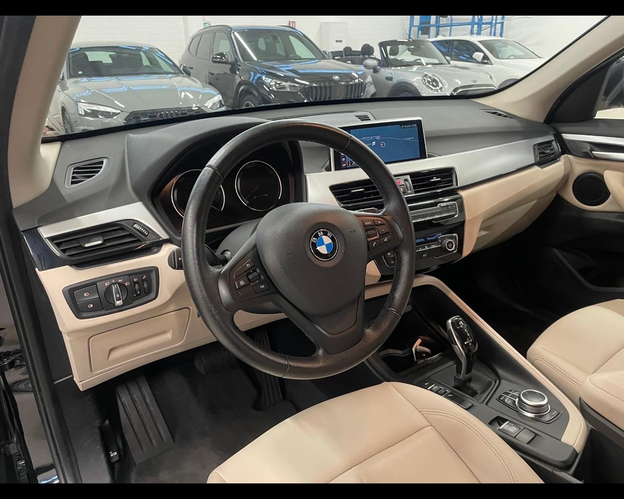 BMW X1 (F48) - X1 sDrive16d Business Advantage