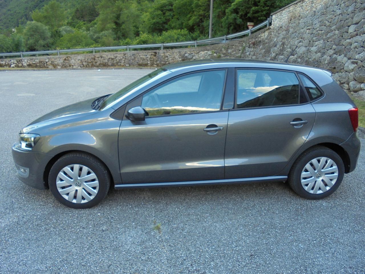 VOLKSWAGEN POLO 1.2 70CV COMFORTLINE 5P UNIPROPRIETARIO NEOPATENTATI