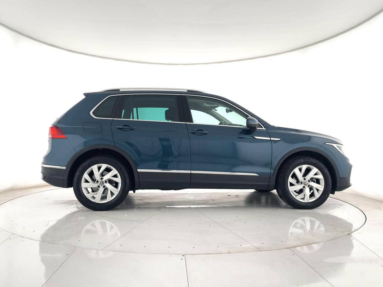 VOLKSWAGEN Tiguan 2.0 tdi Life 4motion 150cv dsg ACC+FULL LED+C18"