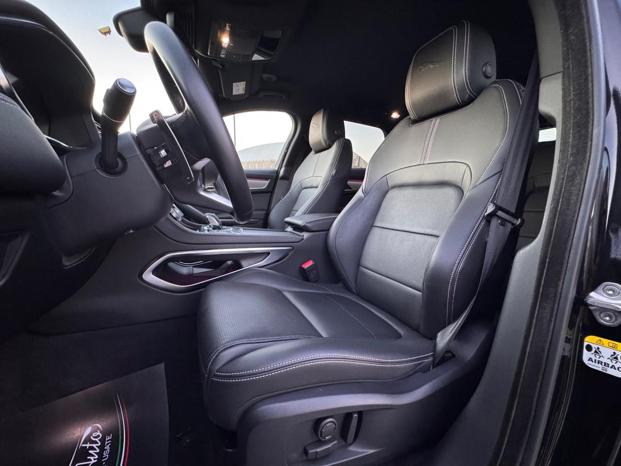 Jaguar F-Pace 2.0 D 163 CV AWD aut. R-Dynamic SE