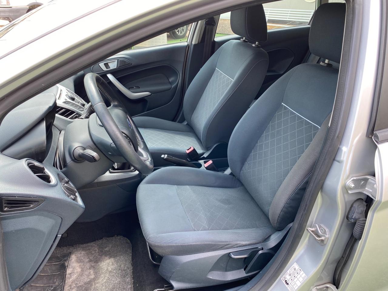 Ford Fiesta 1.4 Diesel 5 Porte Neo Patentati