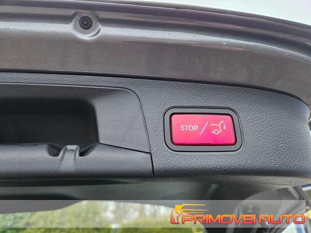 MERCEDES-BENZ GLA 200 Automatic Progressive