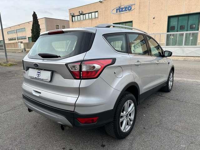 Ford Kuga 1.5 TDCI 120cv S&S 2WD Powershift Titanium