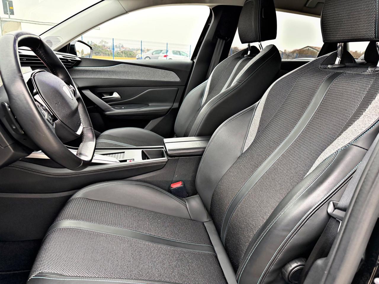 Peugeot 308 BlueHDi 130 S&S EAT8 SW Allure Pack