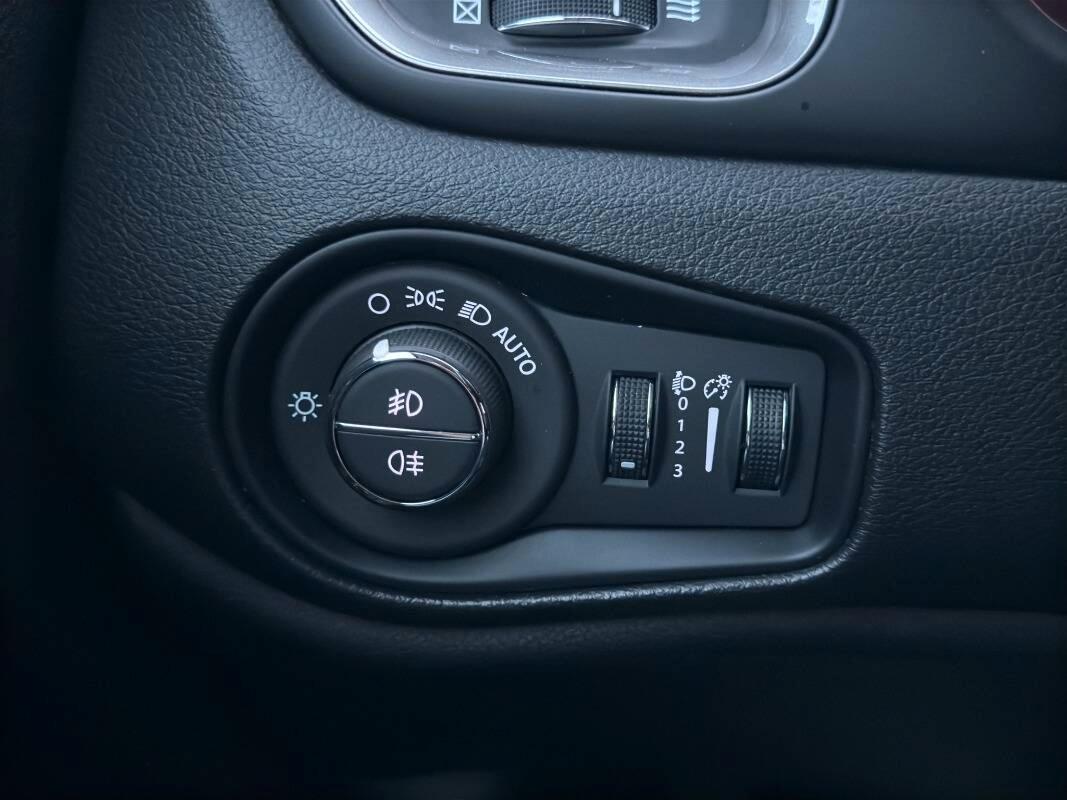 Jeep Renegade 1.6 mjt Limited 130cv Con CARPLAY & TELECAMERA