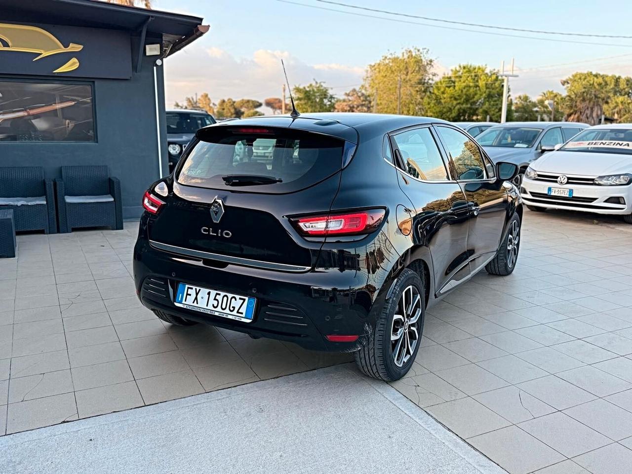 Renault Clio 90 CV 5P Moschino Intens 12 MESI DI GARANZIA