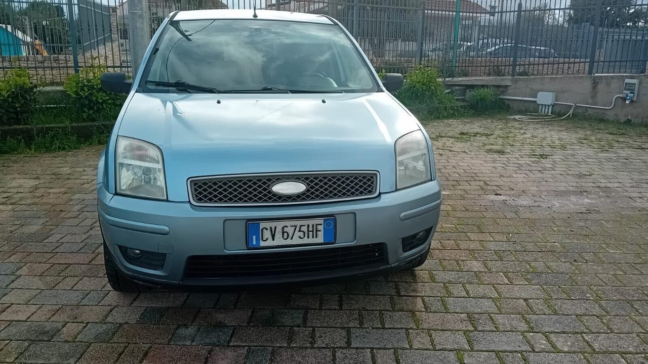 Ford Fusion 1.4 TDCi 5p. Leather