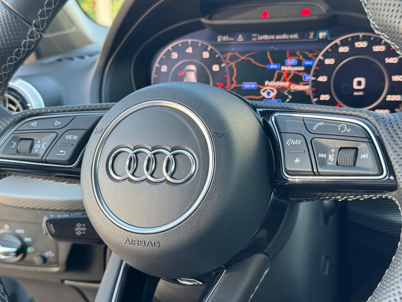 Audi Q2 35 TFSI S tronic line