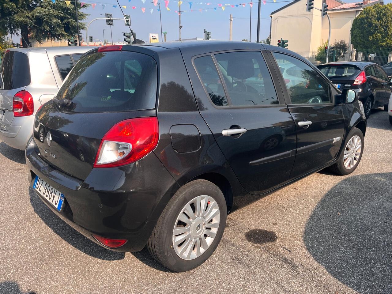 Renault Clio 1.2 16V 5 porte GPL Dynamique - 2010