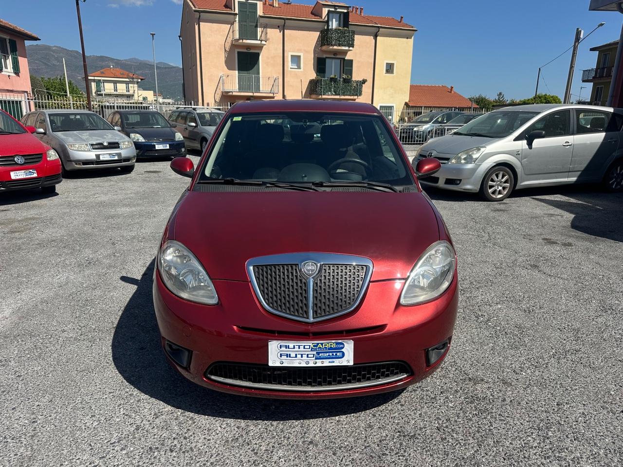 Lancia Ypsilon 1.2 Argento