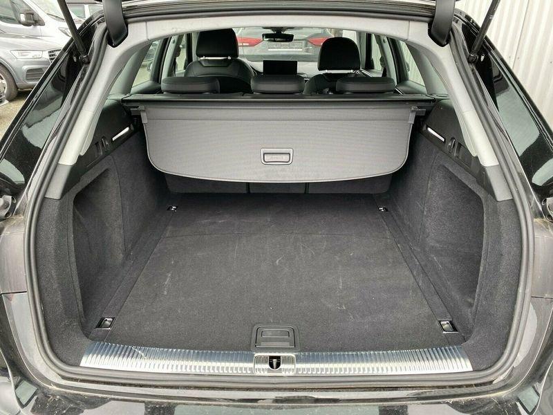 Audi A4 Avant 35 TFSI S tronic S line Pelle Matrix Led