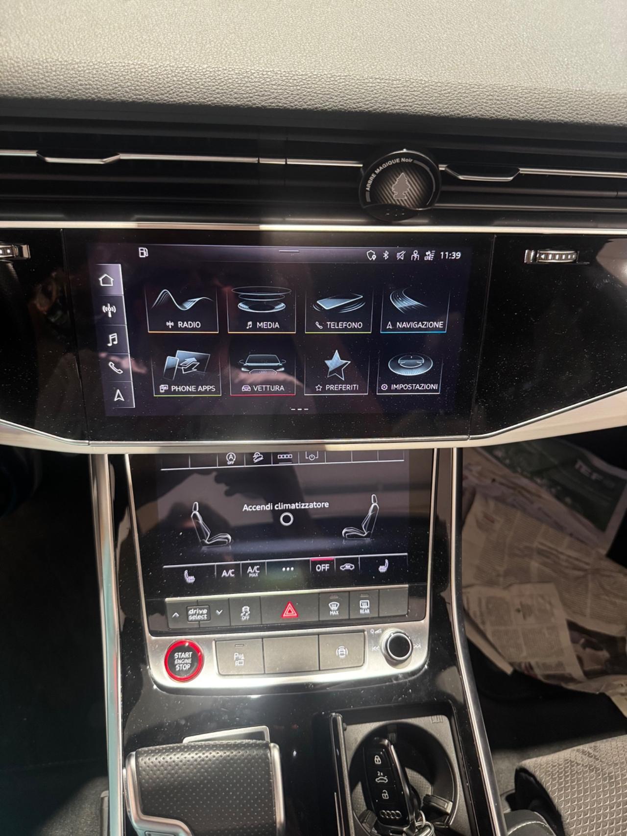 Audi Q8 SQ8 TDI quattro tiptronic sport attitude