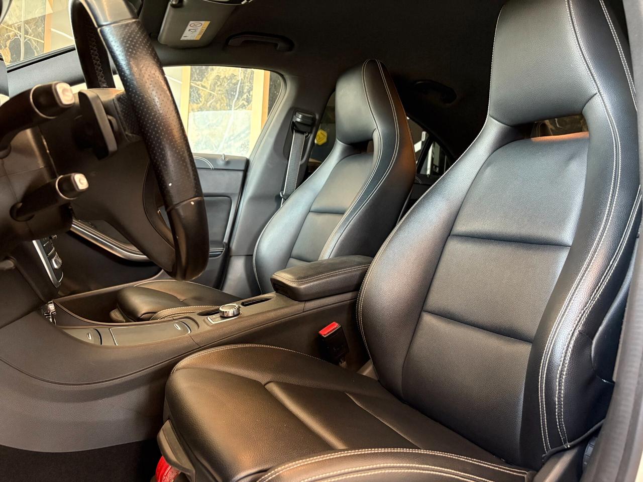 Mercedes-benz CLA 200 d Auto Premium AMG