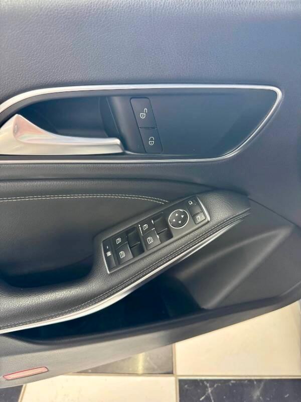 Mercedes Classe CLA 180 d Sport auto FL