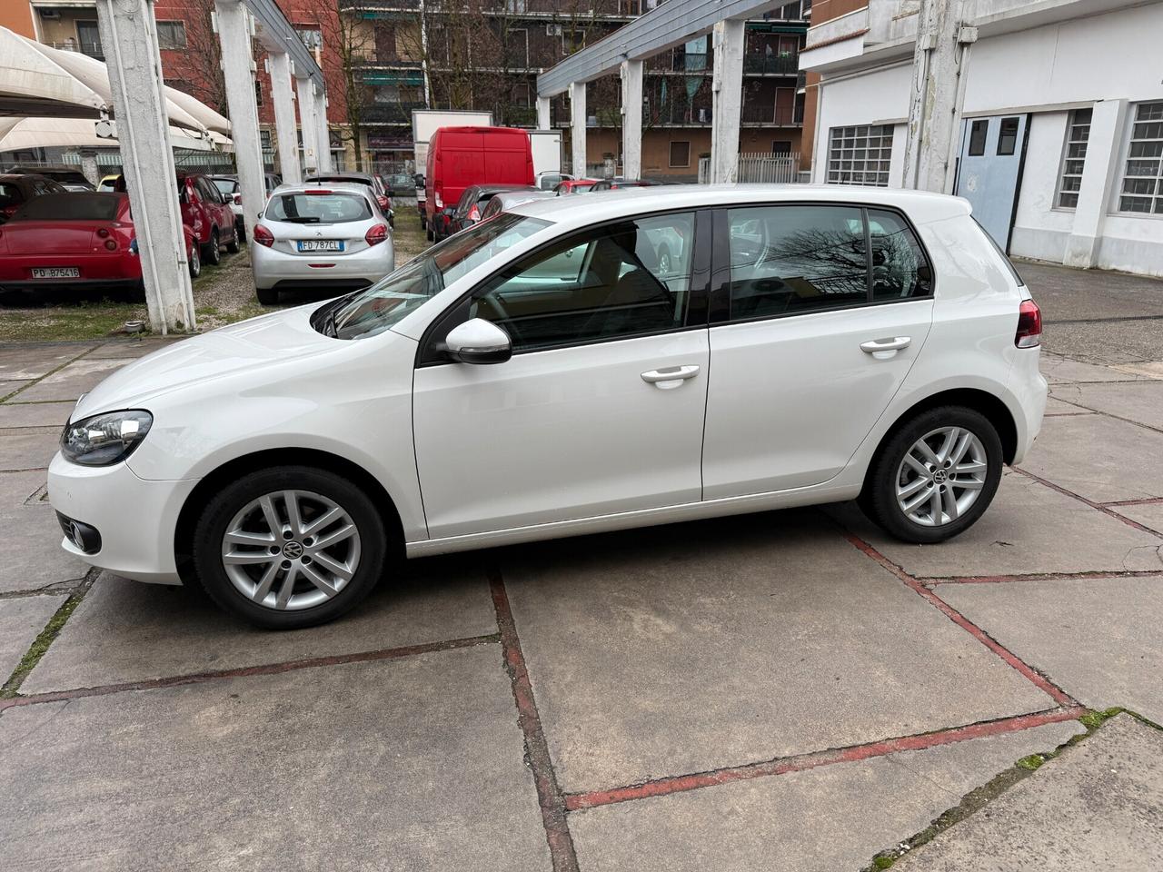 Volkswagen Golf 1.6 5p. Highline BiFuel OK PER NEOPATENTATI