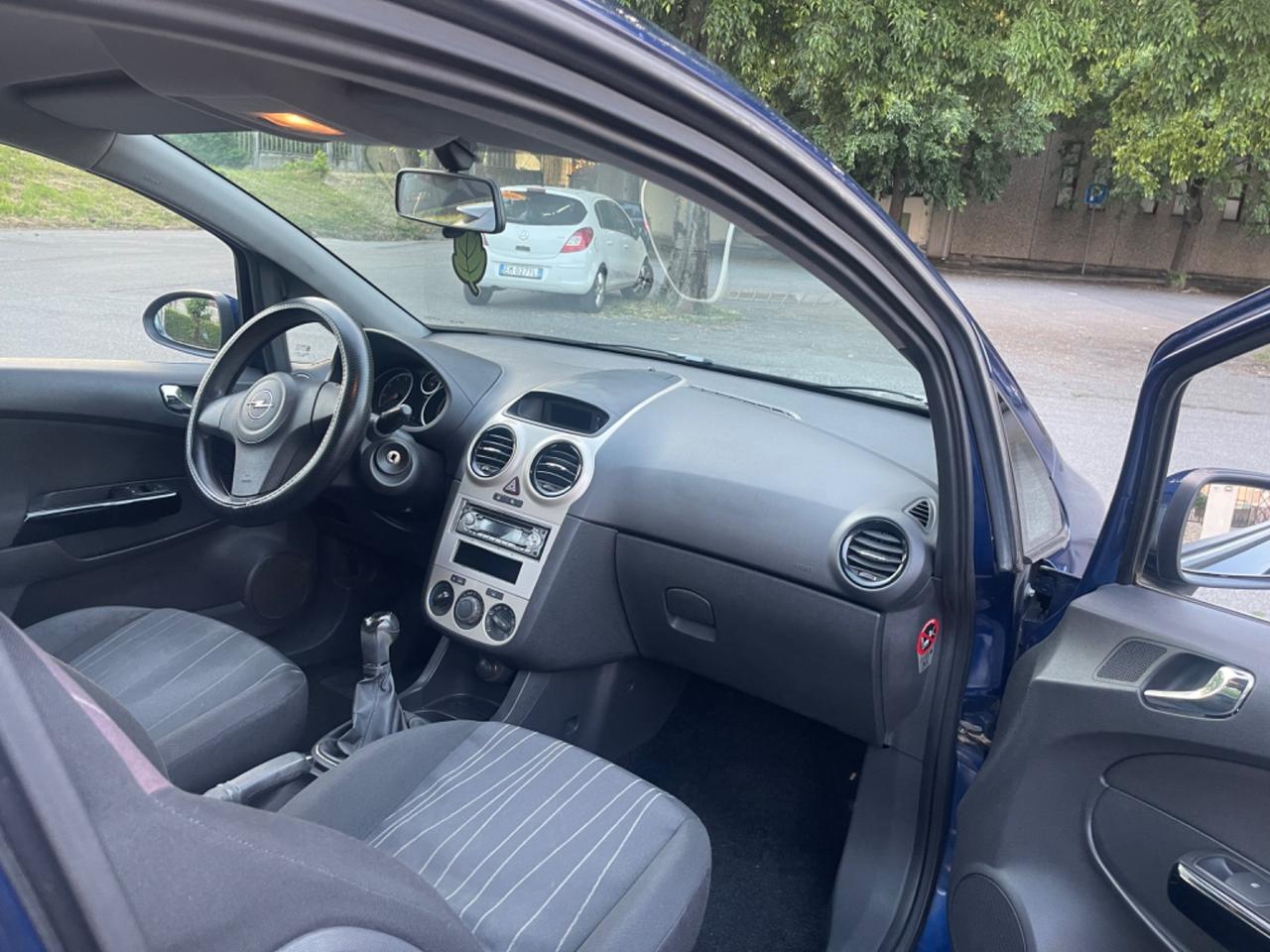 Opel Corsa 1.2 3 porte Sport Benzina per Neopatentati