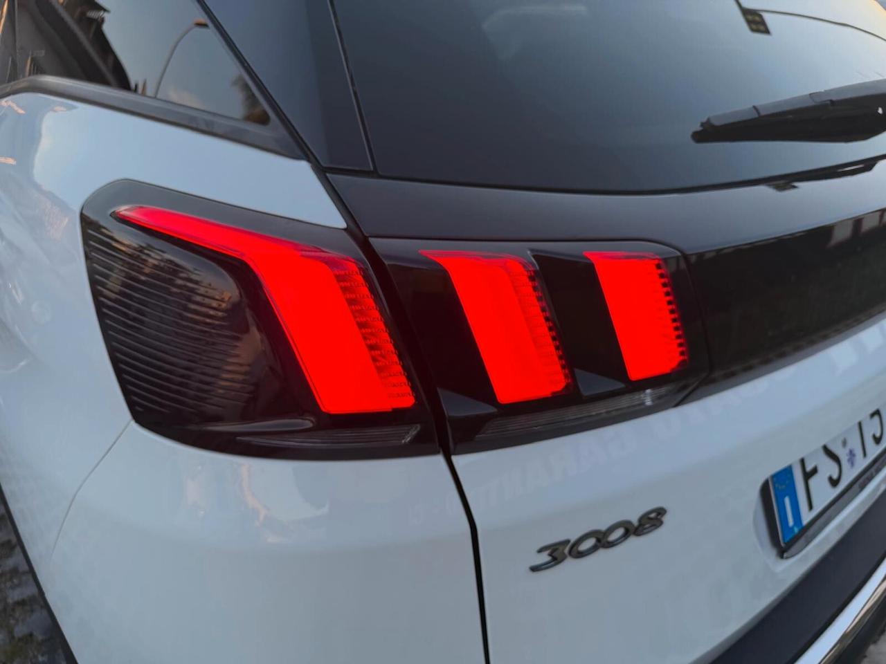 Peugeot 3008 BlueHDi 130 S&S Allure-2019